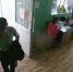 В кафе Кызыла неизвестный мужчина похитил сумочку девушки (видео) - Сетевое издание В центре Азии