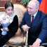 Владимир Путин встретился в Кремле с 8-летней Раисат Акиповой из Дагестана - ИА Тува-Онлайн