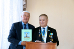 Хонук-оол Монгуш провёл презентацию книги «Совет мужчин и отцов Республики Тыва. 10 лет спустя»